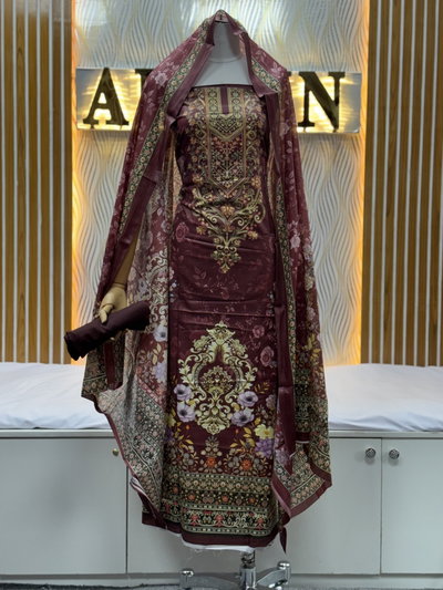 Zam Zam Baroque Ornate Medallion - alternate view