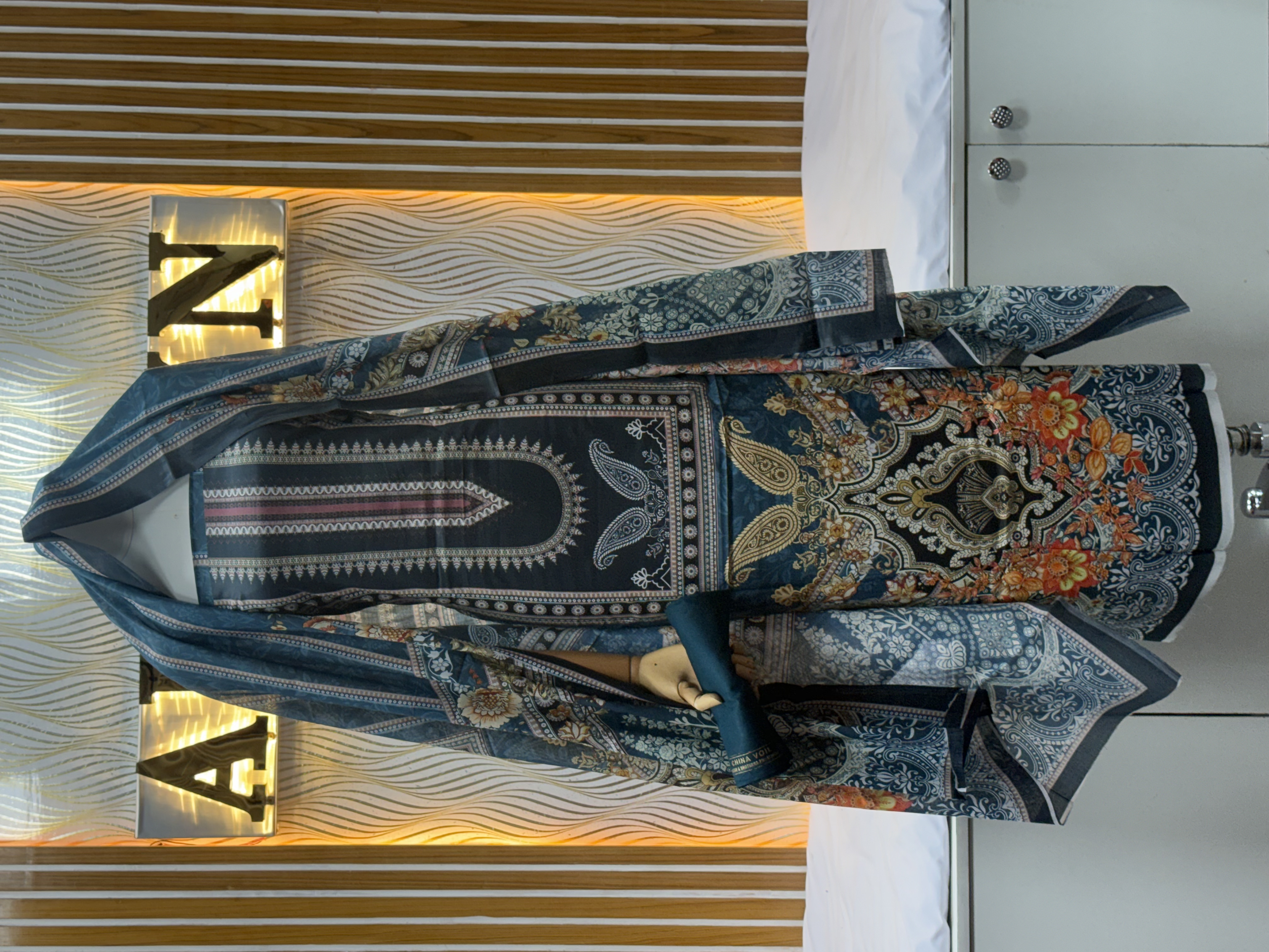 Zam Zam Paisley Ornate - alternate view