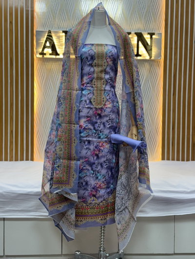 Zam Zam Scattered Floral Gold Trim - alternate view