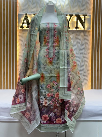 Zam Zam Mint Green Rose Garden Gradient
