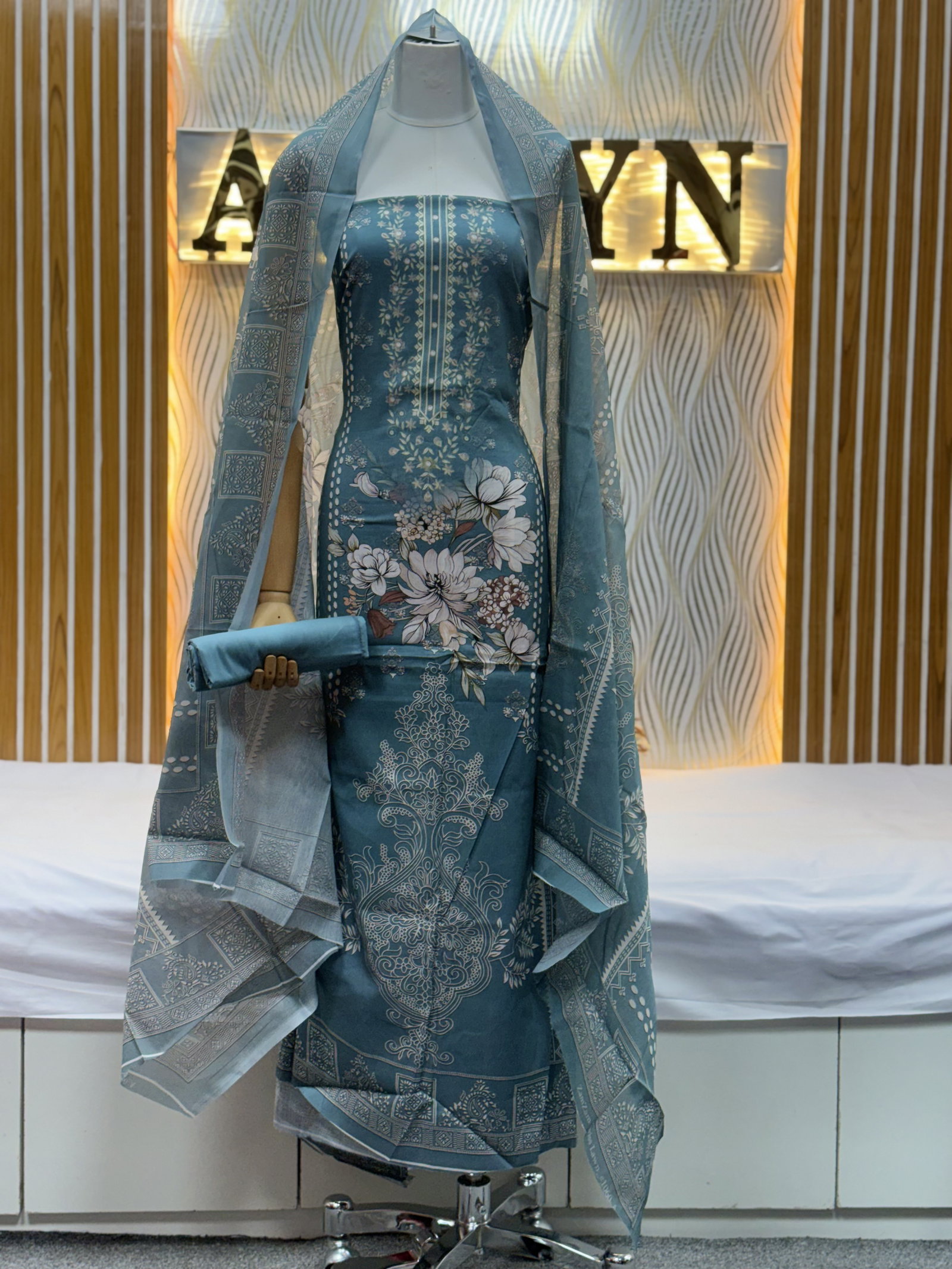 Zam Zam Teal Elegant Silver Floral